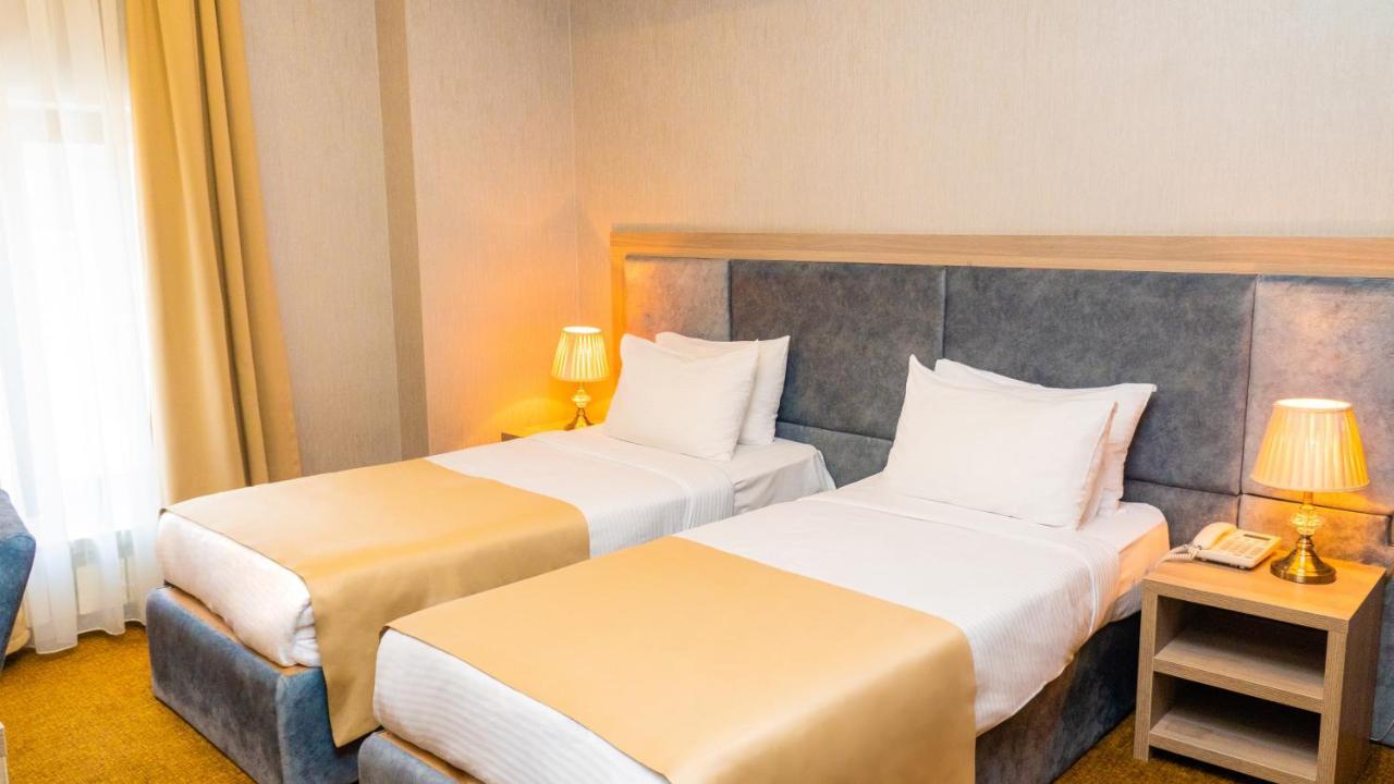 Grand Midway 4*