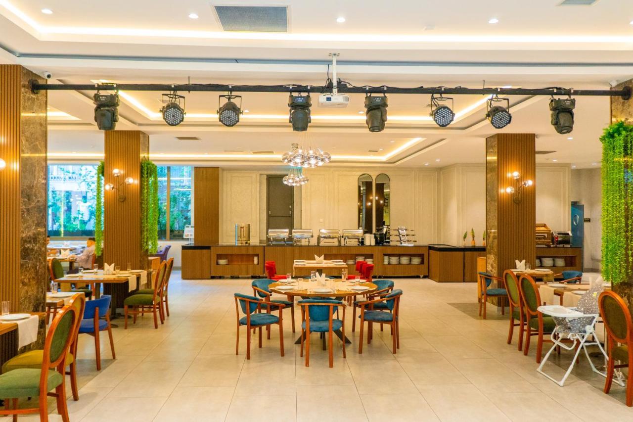 Grand Midway 4* Baku